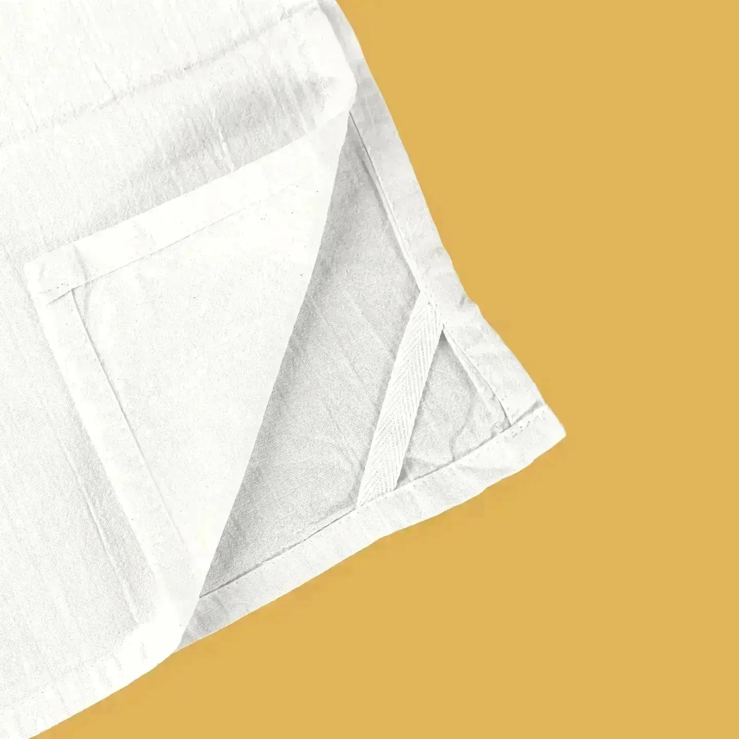 Green Bee Tea Towel Loop yellow